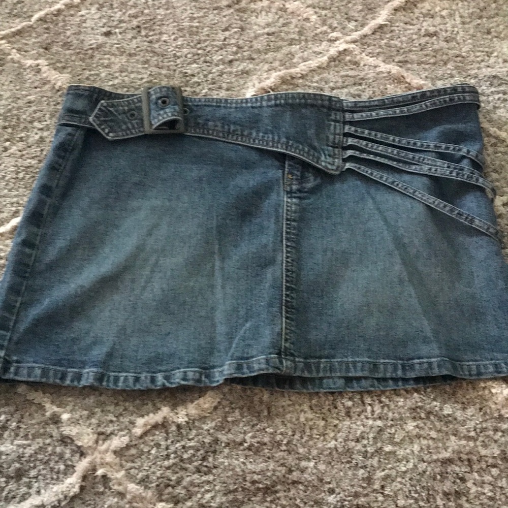 Jlo mini skirt